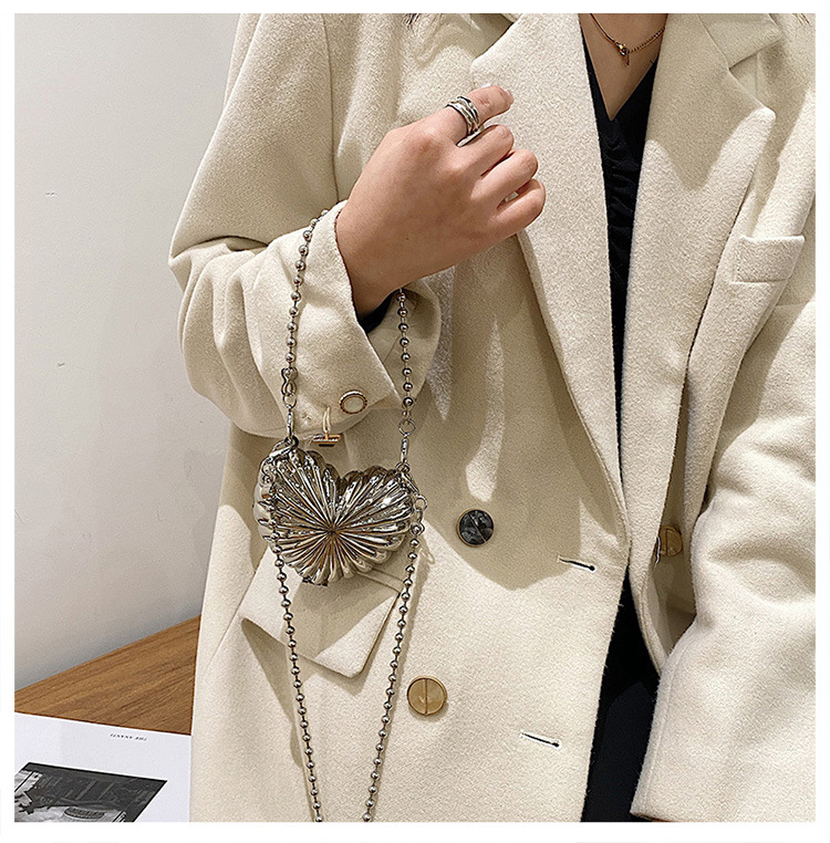 Mini Heart Shell Bag For Women Fashion New High Quality Alloy Design Handbag Female Beading Chain Shoulder Messenger Bag Femme