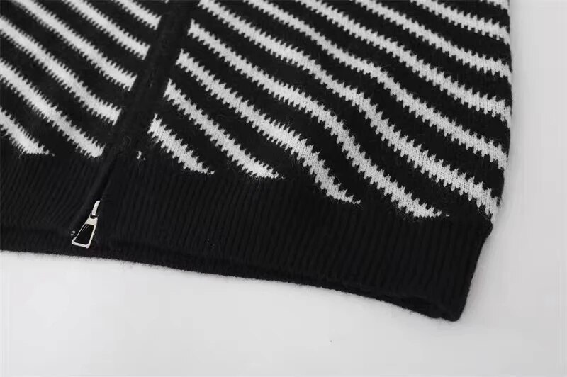 Her Vintage Contrast Open Front Cardigan