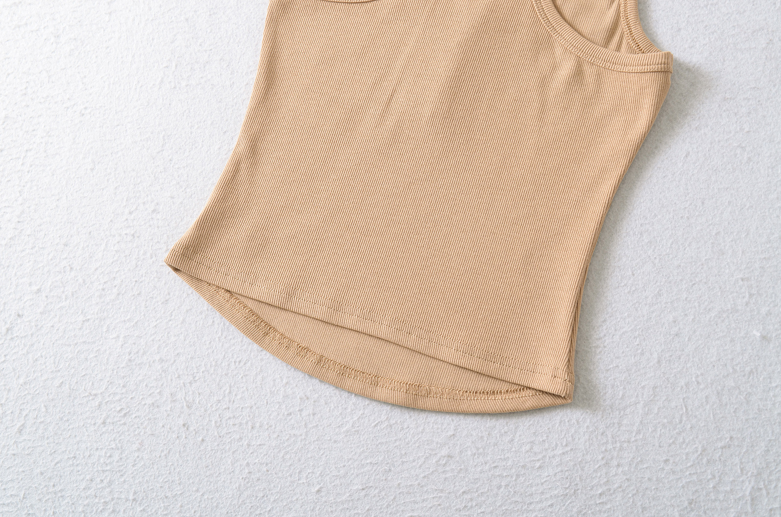 V-neck button slim fit I-shaped vest