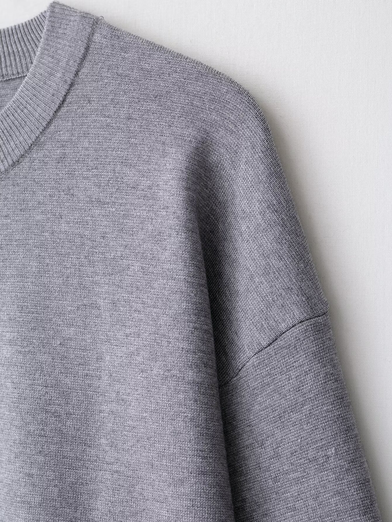 Ladies' Crew Collar Full Sleeve Bicolor Knit Sweater