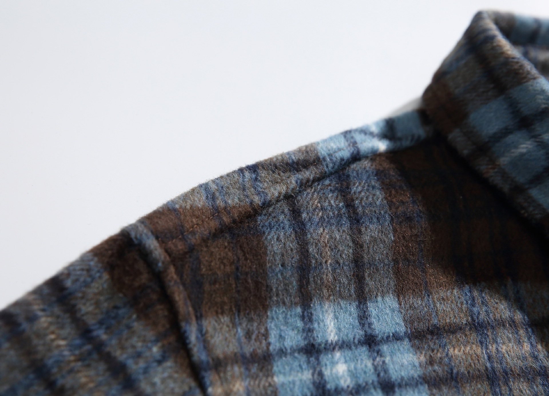 Oversized Two-Tone Checkered Polyester Appliqué Shirt