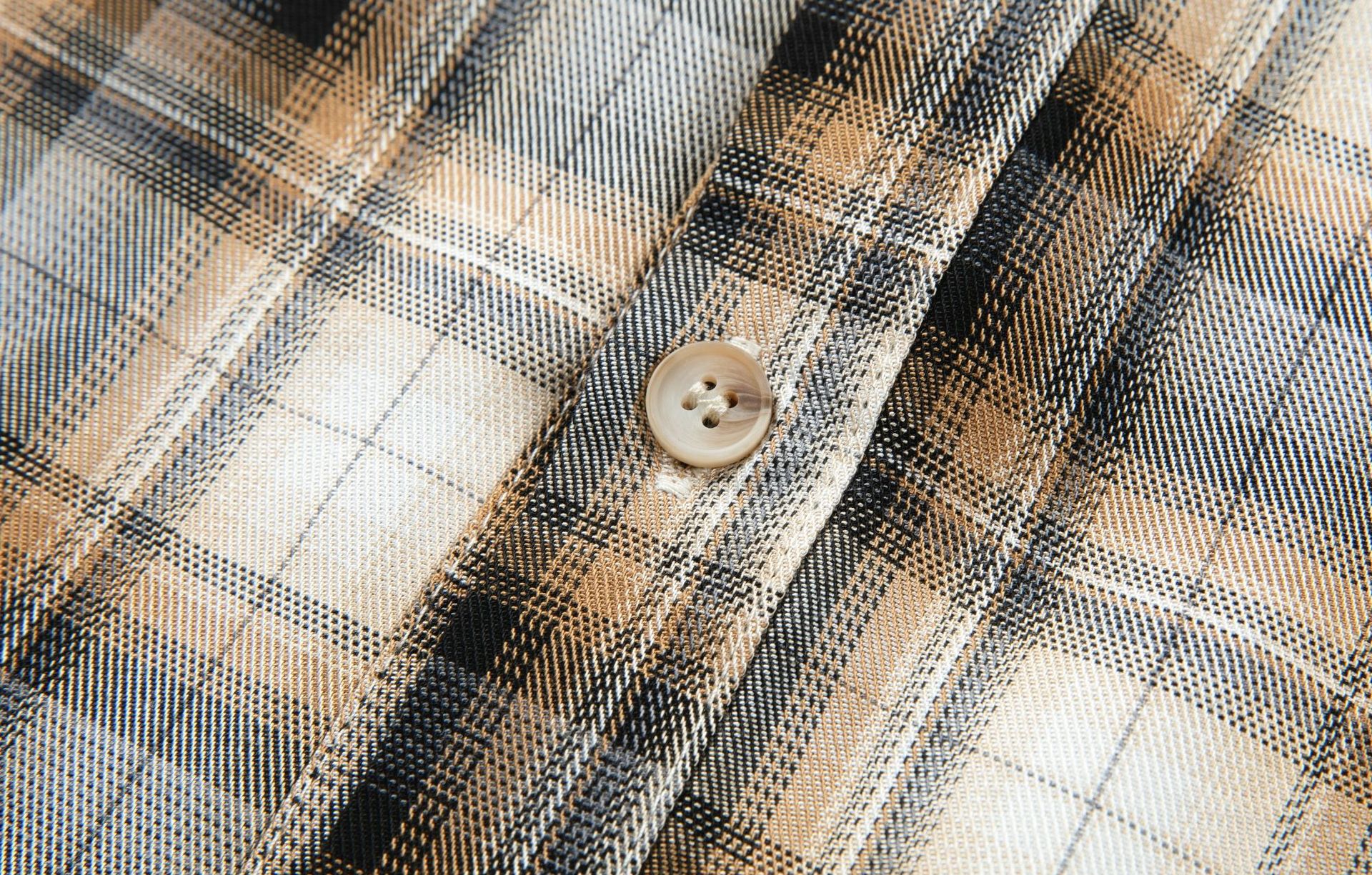 Relaxed Paneled Tartan Cargo Emblem Shirt