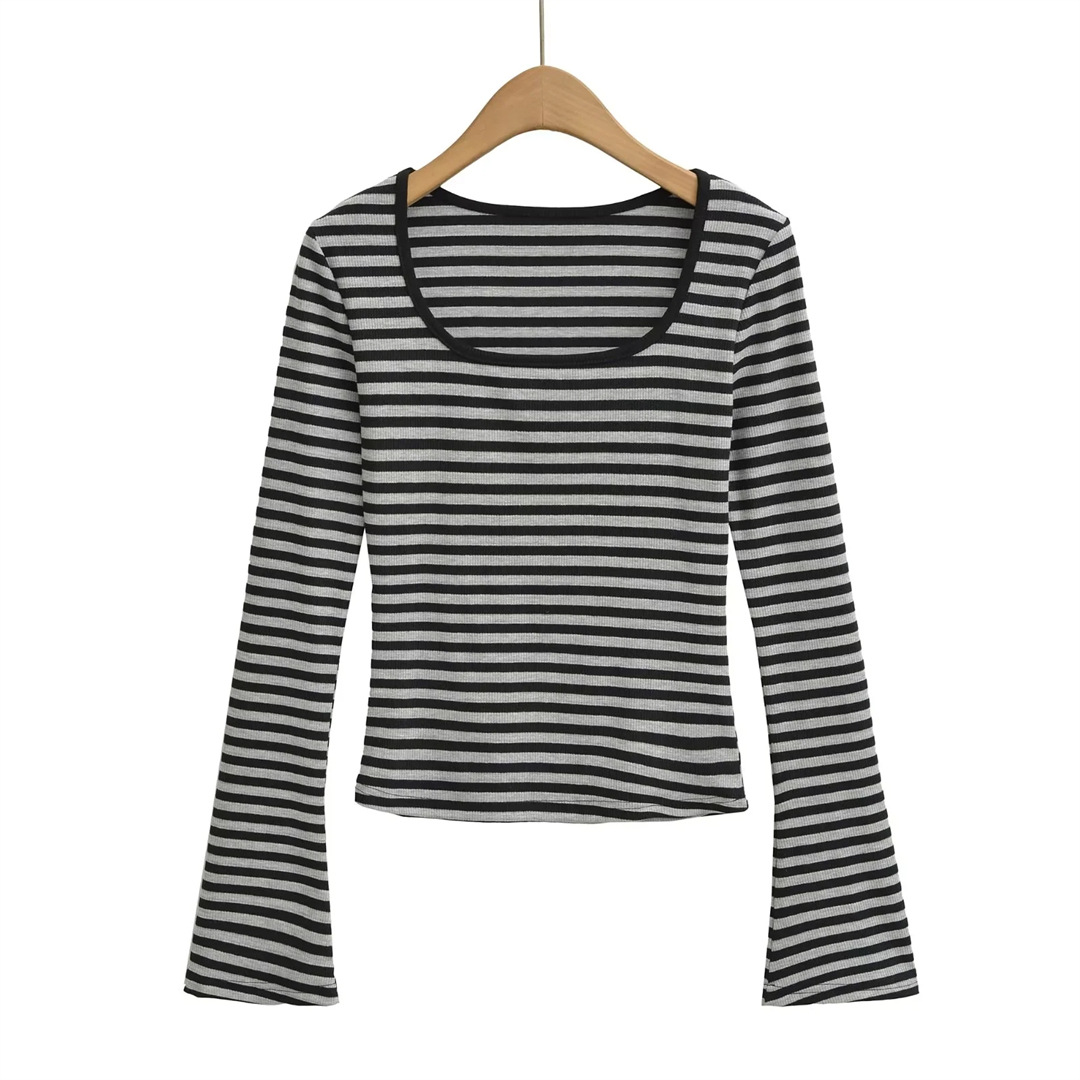 Flirty Boxy Neckline Arm-Length Striped Body