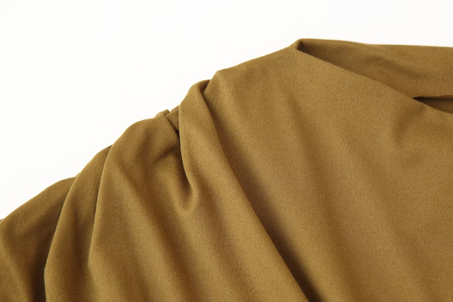 Asymmetric Simple Top for Women