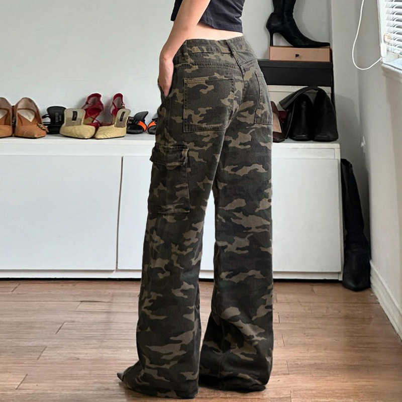 Make old camouflage workwear jeans