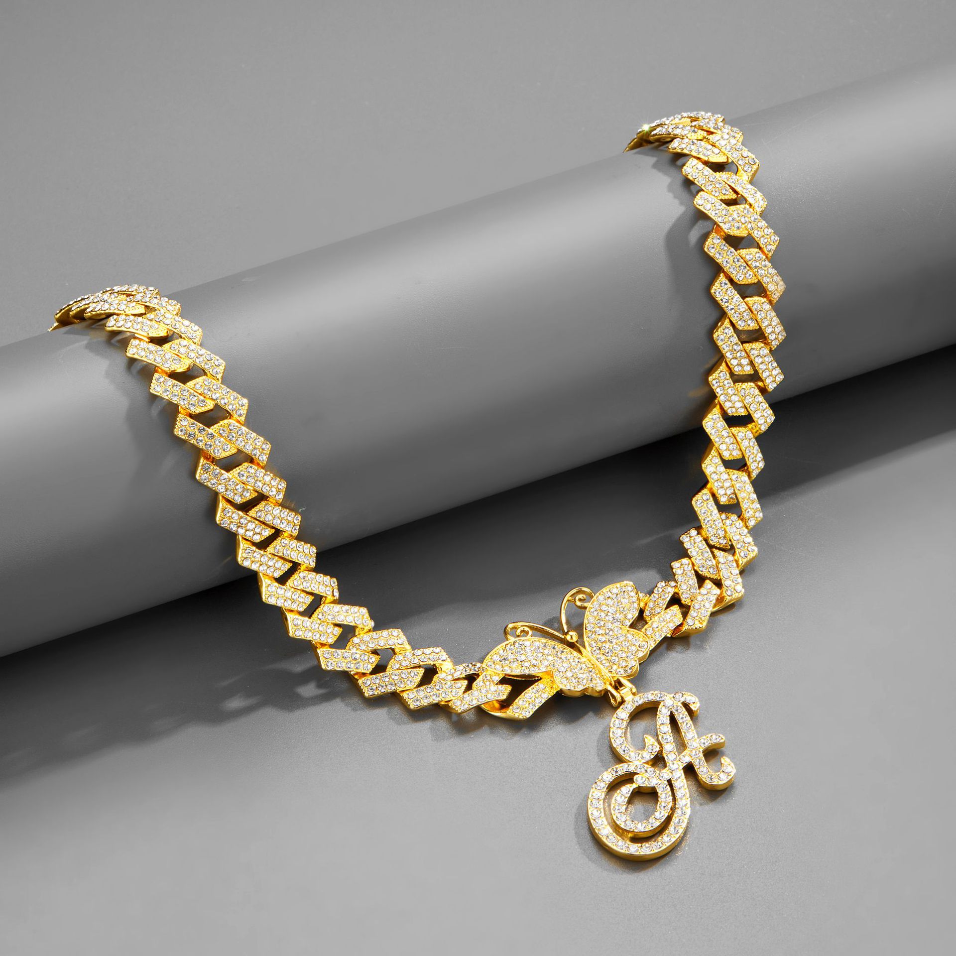18inch Cuban Chain Butterfly Letter Full Diamond Pendant Cuban Chain Personalized Exaggerated Thick Chain Hiphop Jewelry