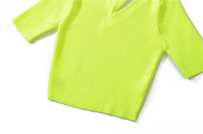 Hollow out short sleeved knitted sweater