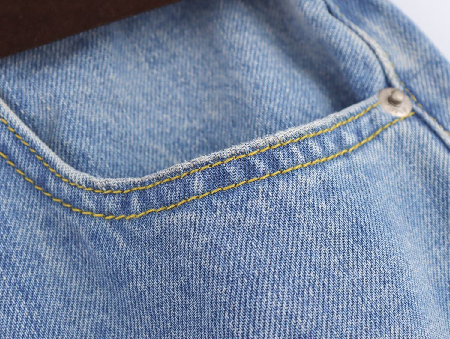 Casual versatile belt made of vintage denim and radish pants for women