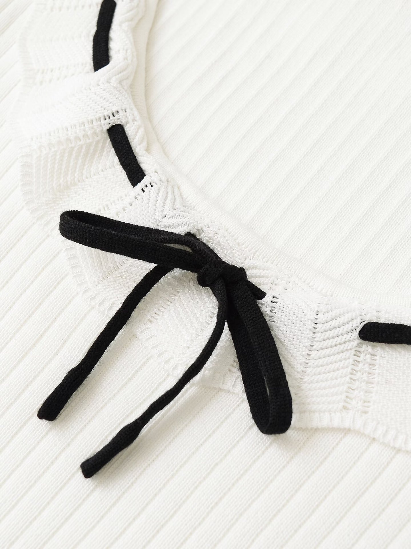 Contrast Lacing T-shirt