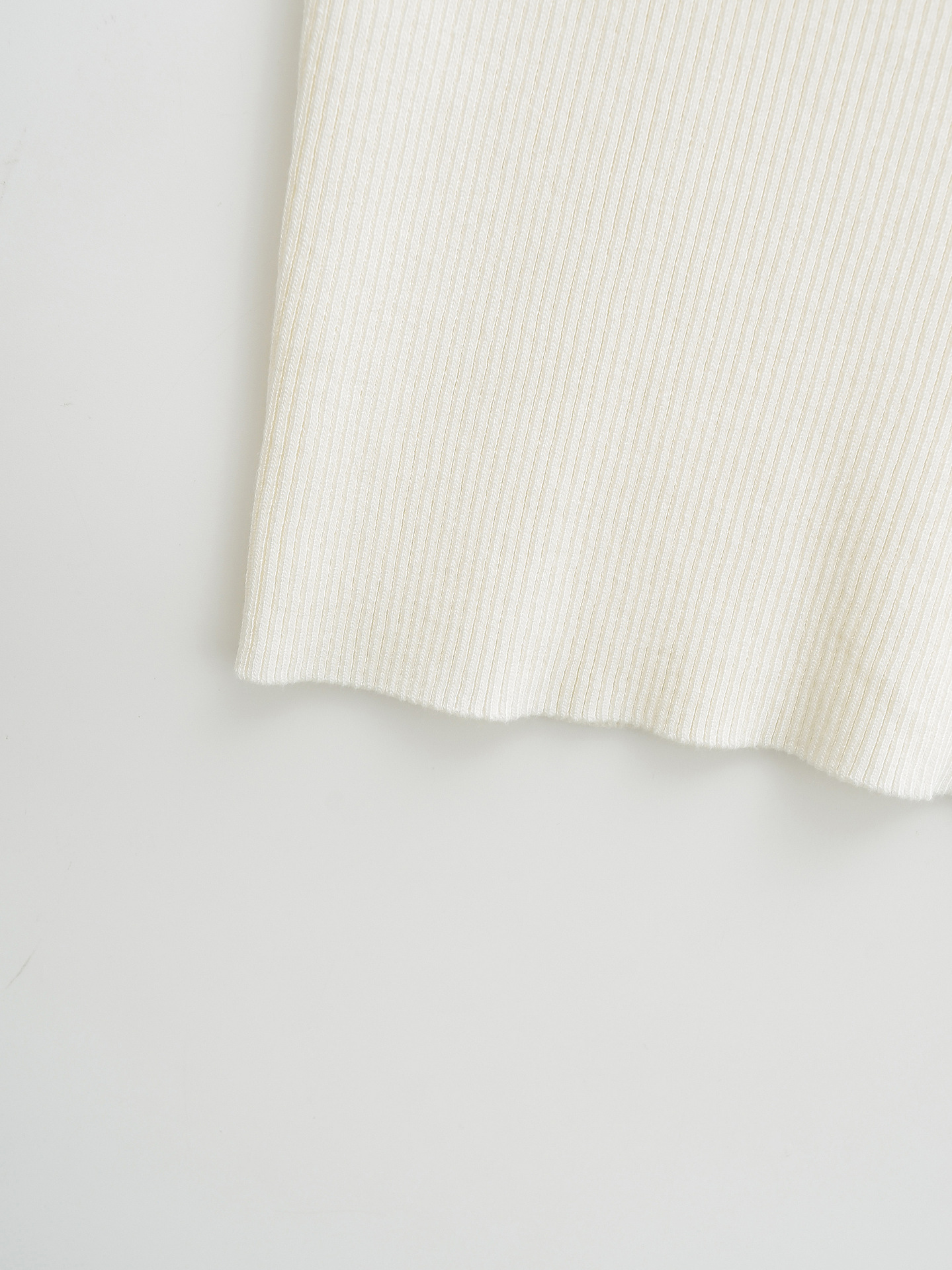 Sexy Backless Halter V-Neck Knitted Crop Top