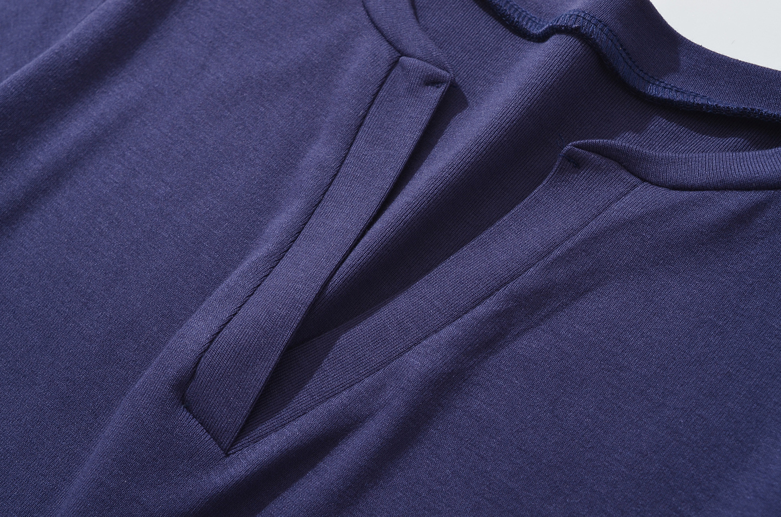 Half-Open Collar Short Sleeve T-Shirt