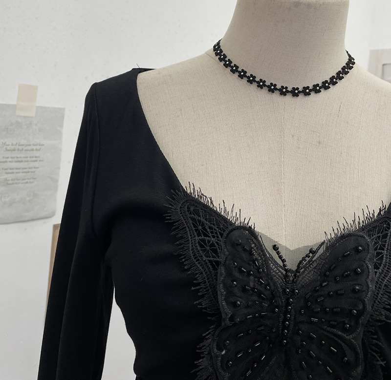 Full Sleeve V-Neck Openwork Slim Fit Tee
