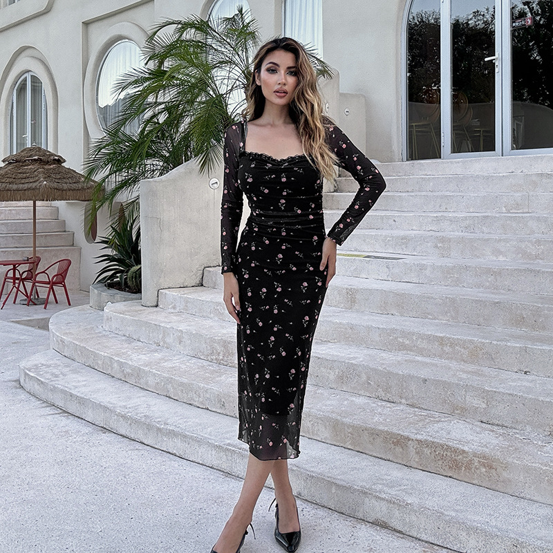 Vintage Square Neck Full-Sleeve Fitted Elastic Polyester Dress