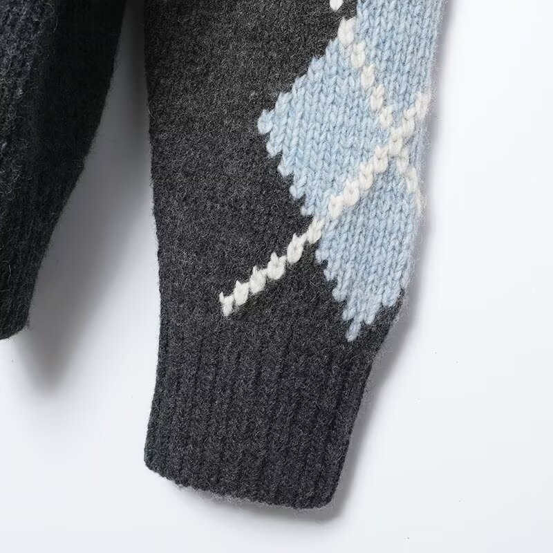 Streetwear Plunge Argyle Bomber