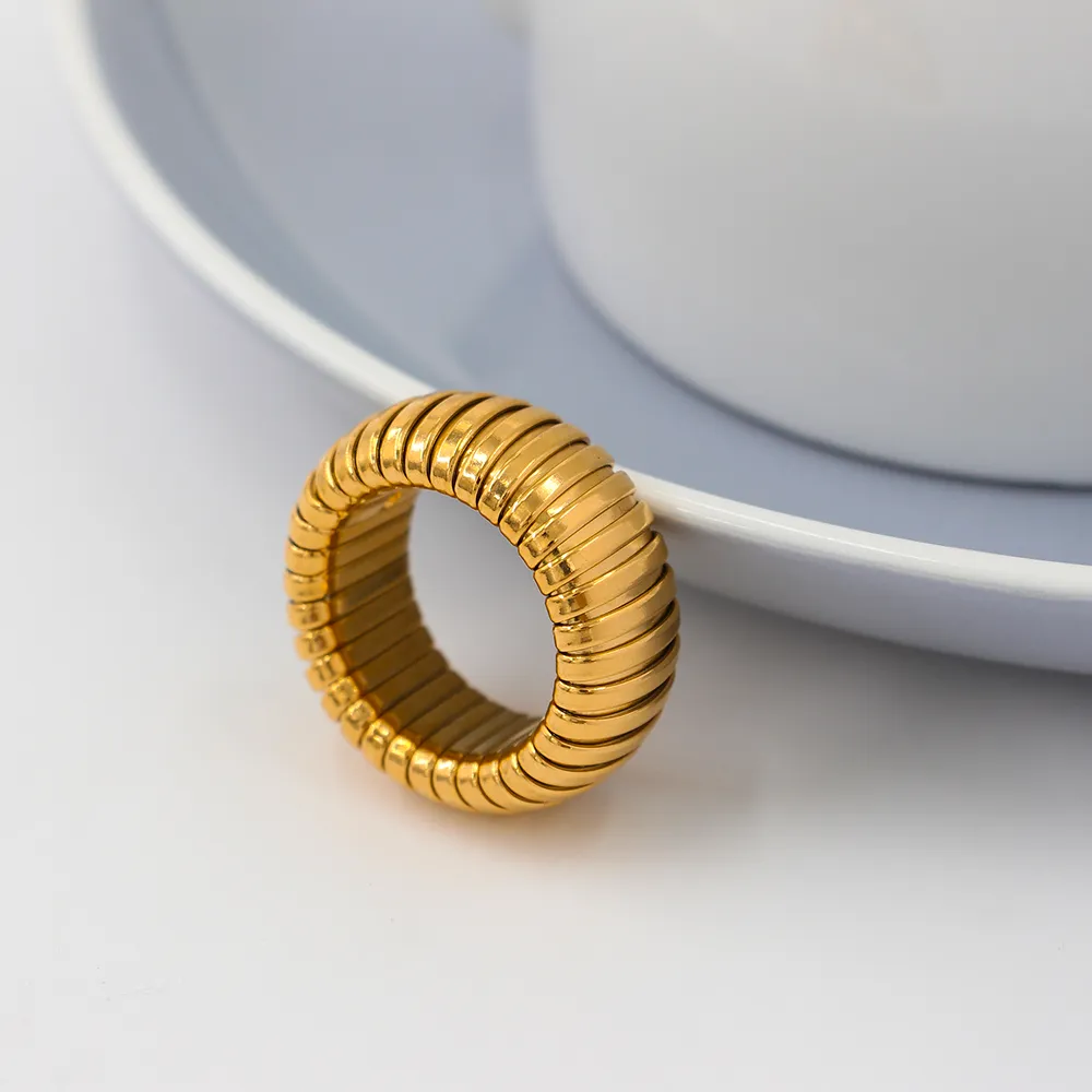 High Quality Waterproof Stainless Steel Spiral Rings For Men's Round Elastic Gold-Plated Party Chunky Ring Jewelry Accessories