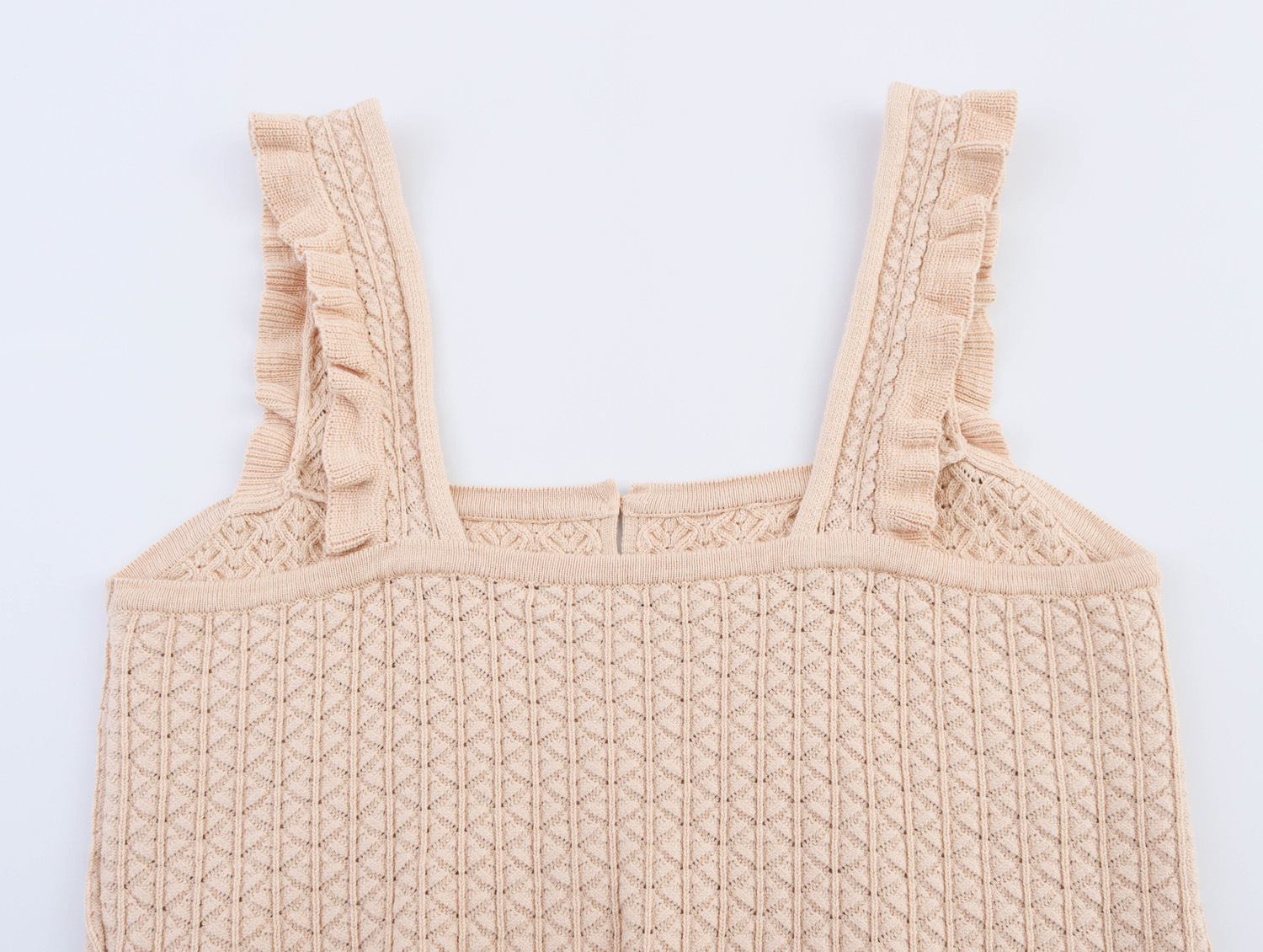 Single breasted knitted camisole vest for women