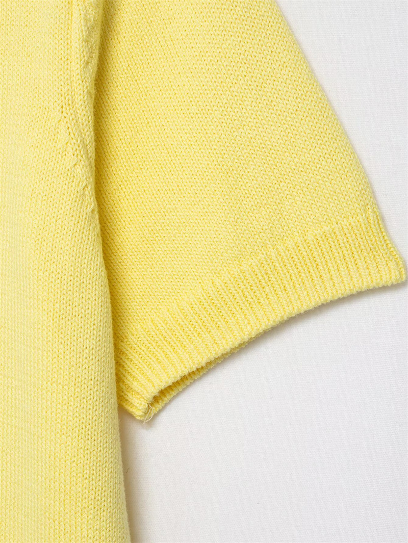 Spring New Style Round Neck Solid Color Loose Knit Sweater for Women with Unique Design and Elegant Temperament