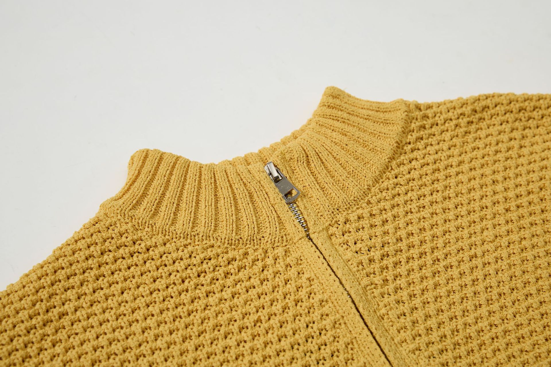 Relaxed Zipper Front Sweater Vest