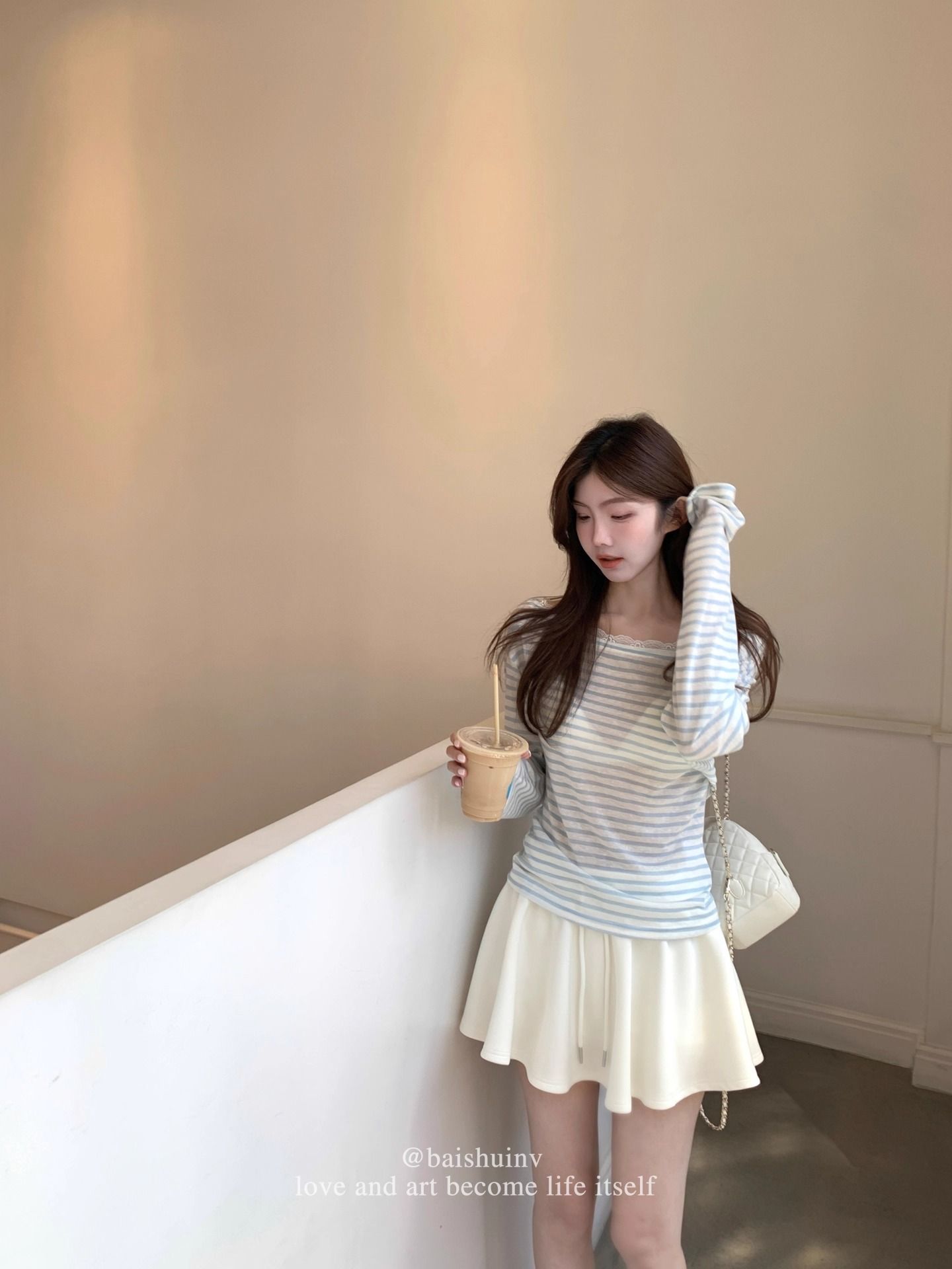 Chic Diagonal Neck Checkered Long Sleeve T-Shirt