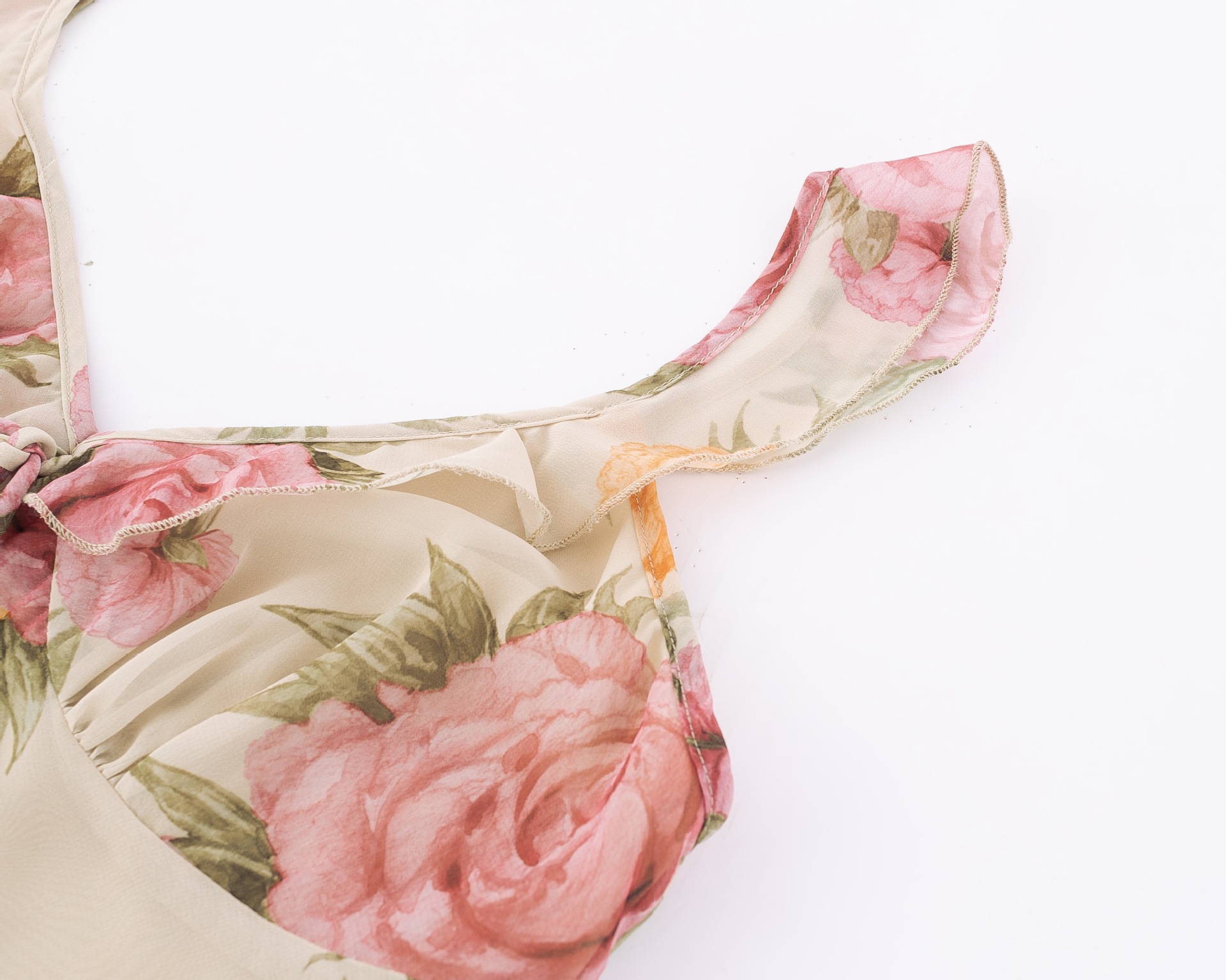 Floral Print V-Neck Low Chest Dress
