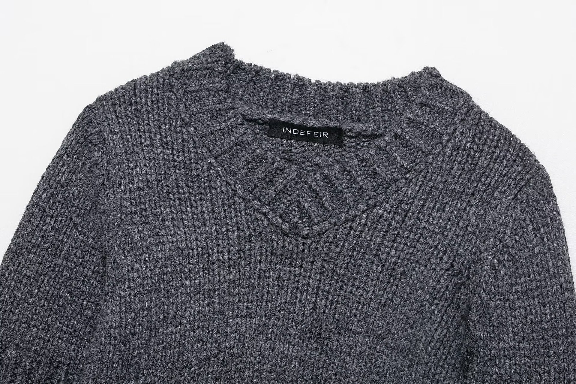 Ladies Round Neck 3/4 Length Plain Sweater