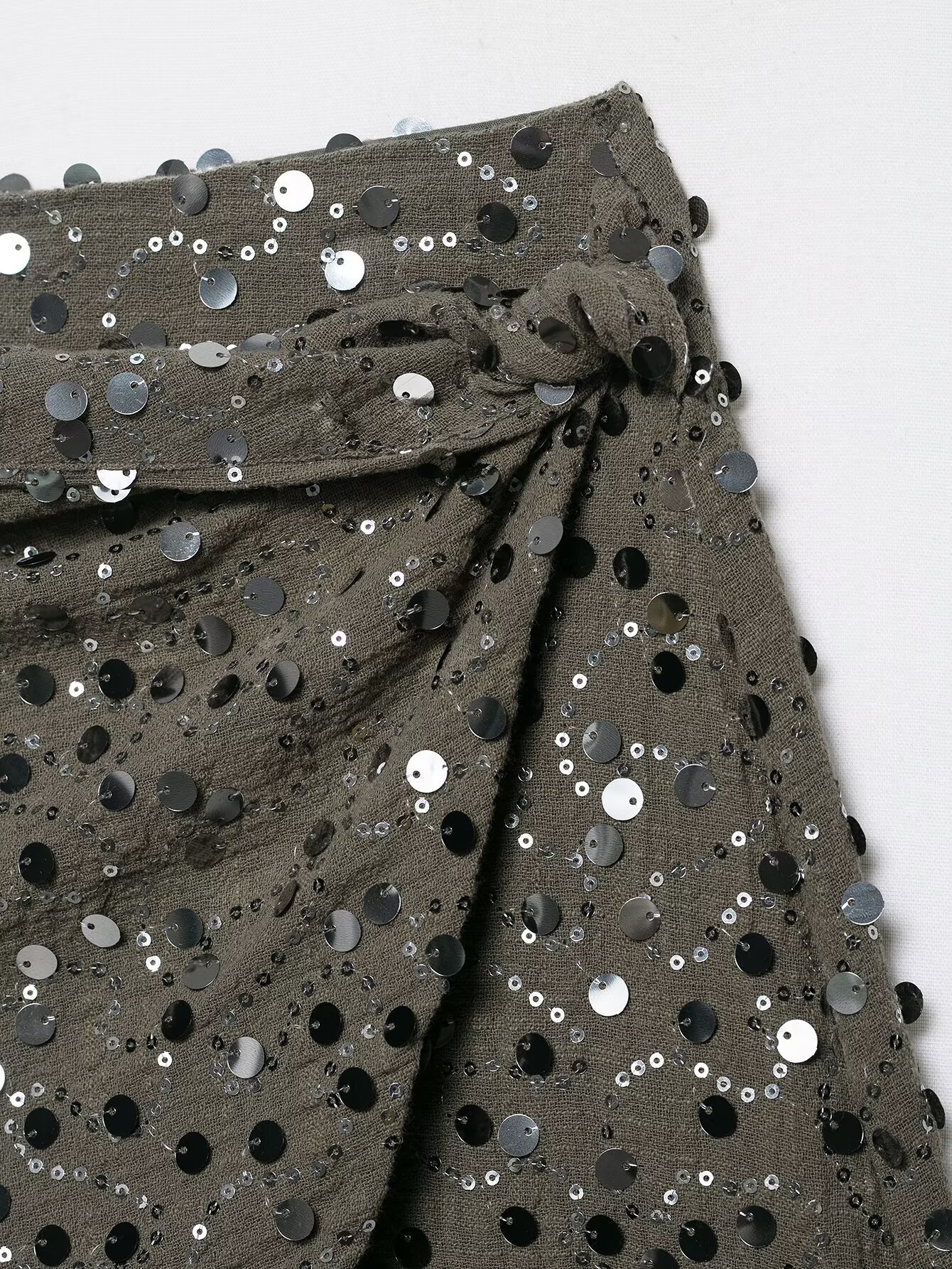 Ladies' Embellished Twin Button Plain Mid-Calf Skirt