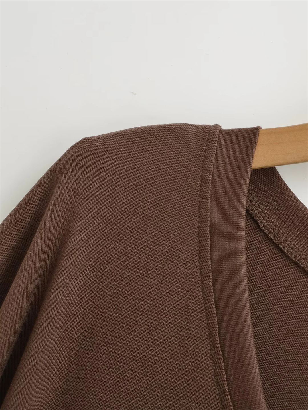 Slim Fit V Neck Ruched Waist Dolman Tee