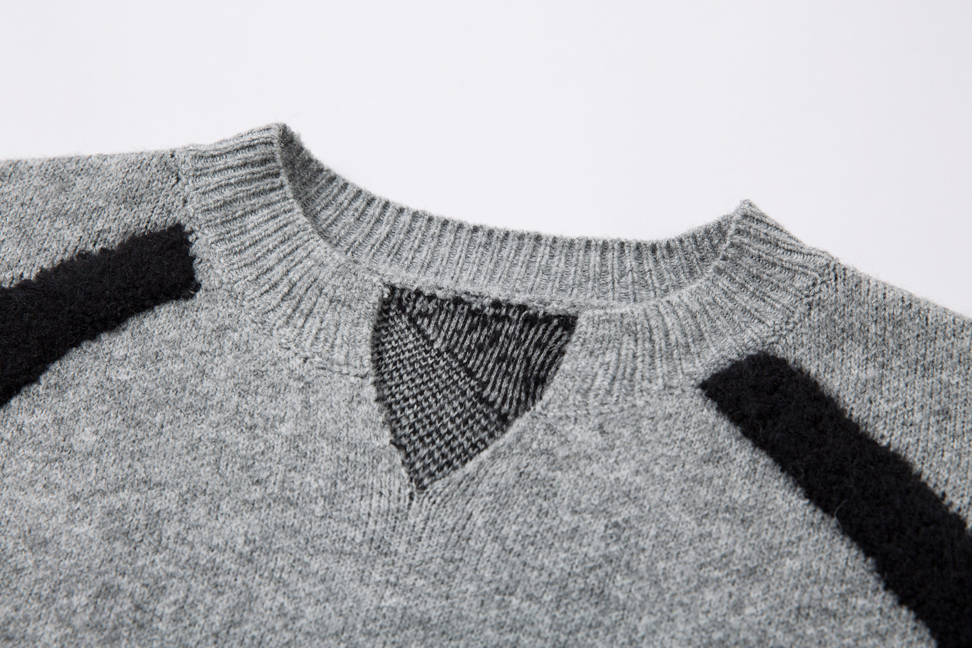 Cotton Blend Retro Two-Tone Plunge Sweater