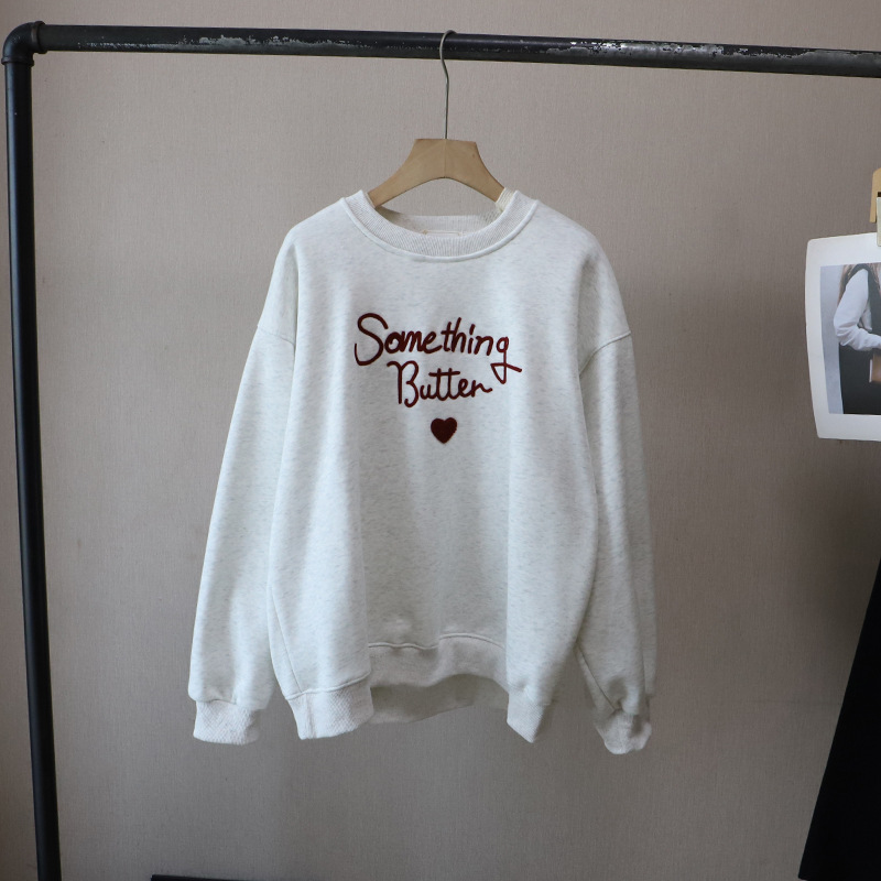 Causal Loose Fleece-Lined Hoodie with Letter and Heart Embroidery Round Neck Women's Sweatshirt