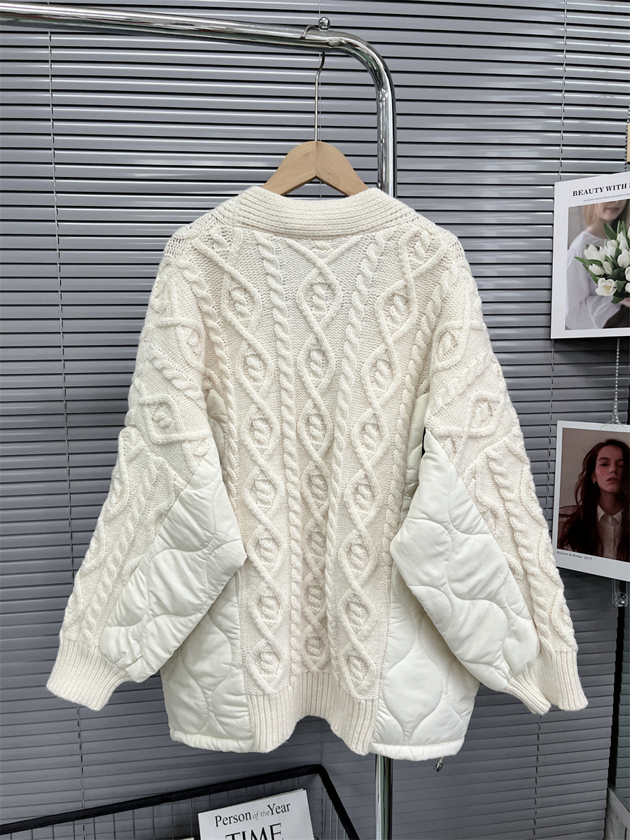 Ladies Oversized Chunky Knit Acrylic Blend Cardigan