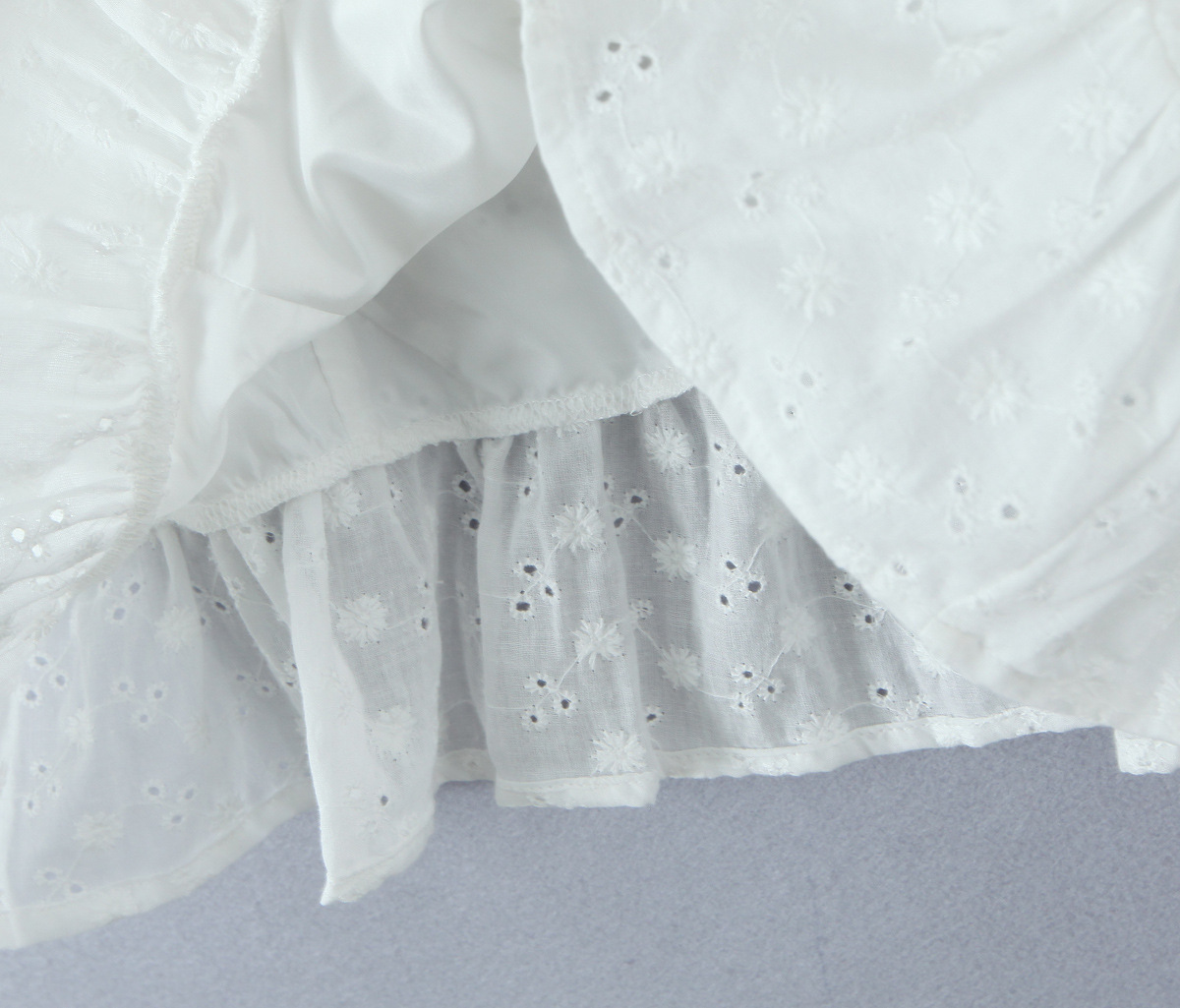 Bow decoration lace edge camisole dress