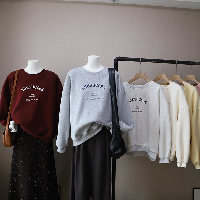 Casual Loose Fleece Lined Hoodie with Letter Print Round Neck Style Women's Sweatshirt