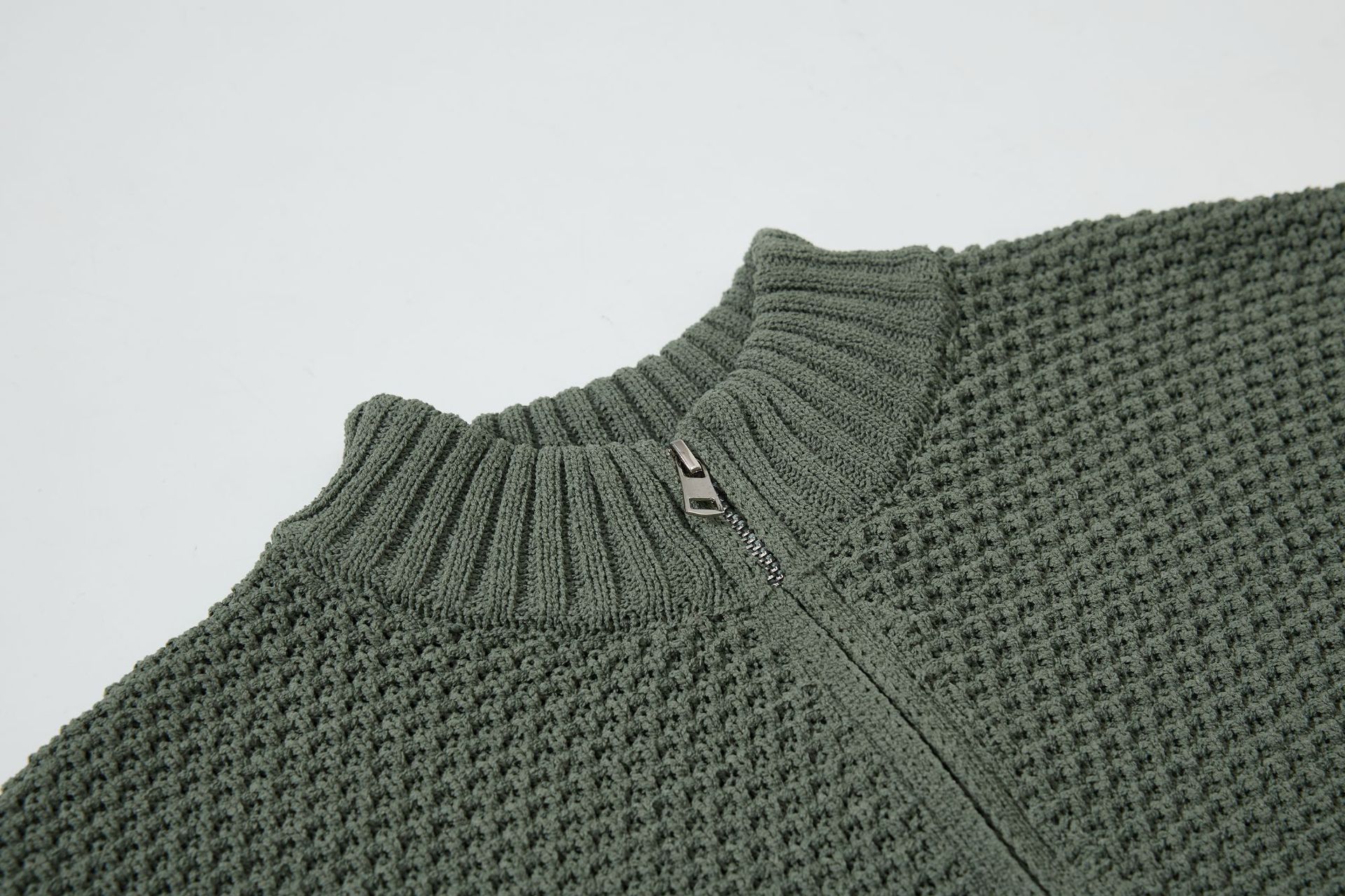 Relaxed Zipper Front Sweater Vest