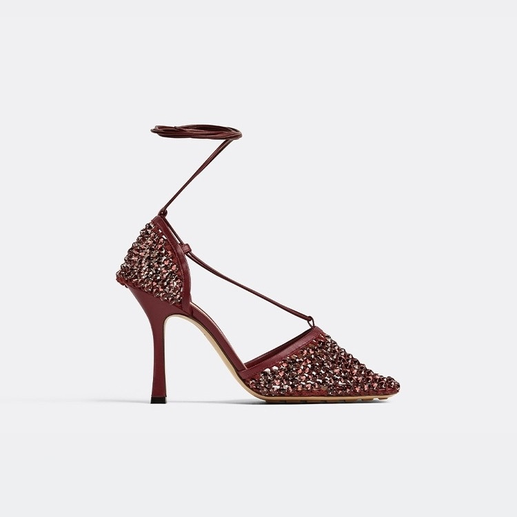 Processing Time:7-15 days after placing orders Women's Summer Fashion Sexy Hollow Out Water Diamond Mesh Bread Head Sandals European and American High Heel Show Shoesdals