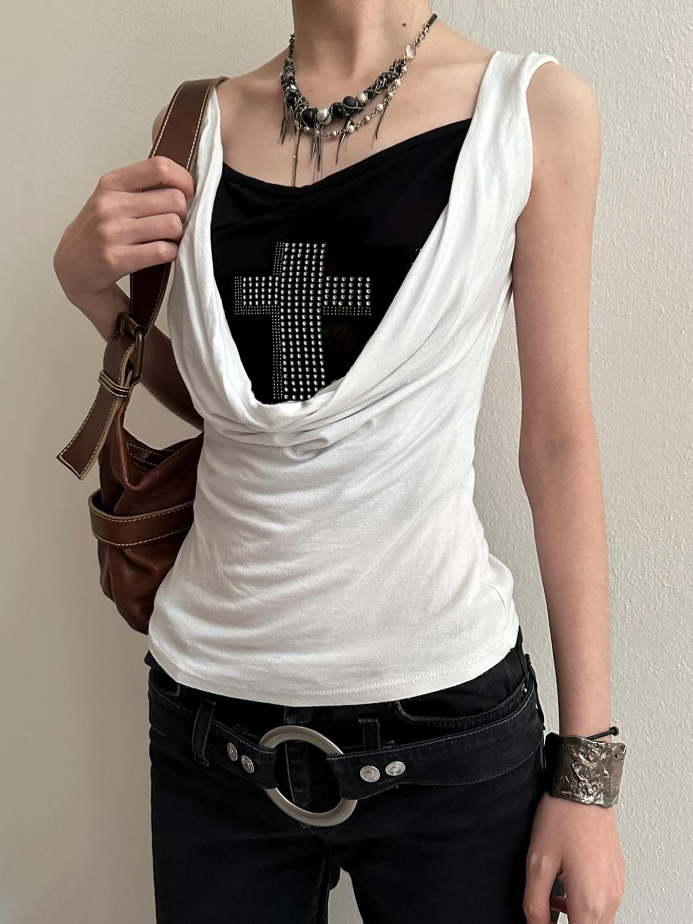 Post-Apocalyptic Style Unique Swing Collar Cross Splicing Sleeveless Top Spicy Girl Color Block Short Fake Two-Piece Knitted Vest