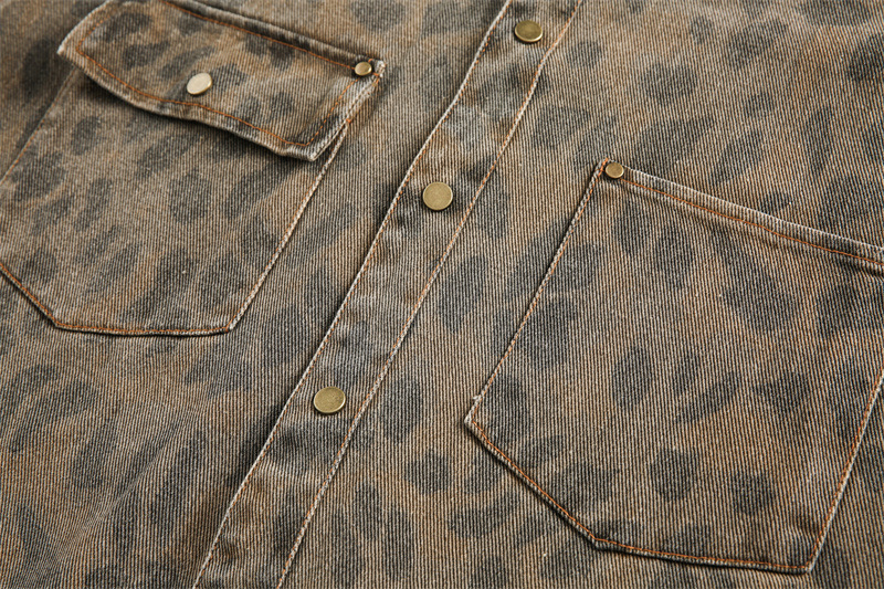 Loose heavy industry vintage leopard print long sleeved denim shirt for men and women