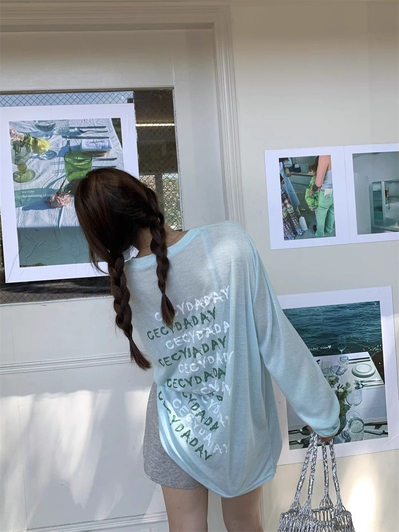 Ladies Relaxed Long Sleeve UV Graphic Hood Shirt