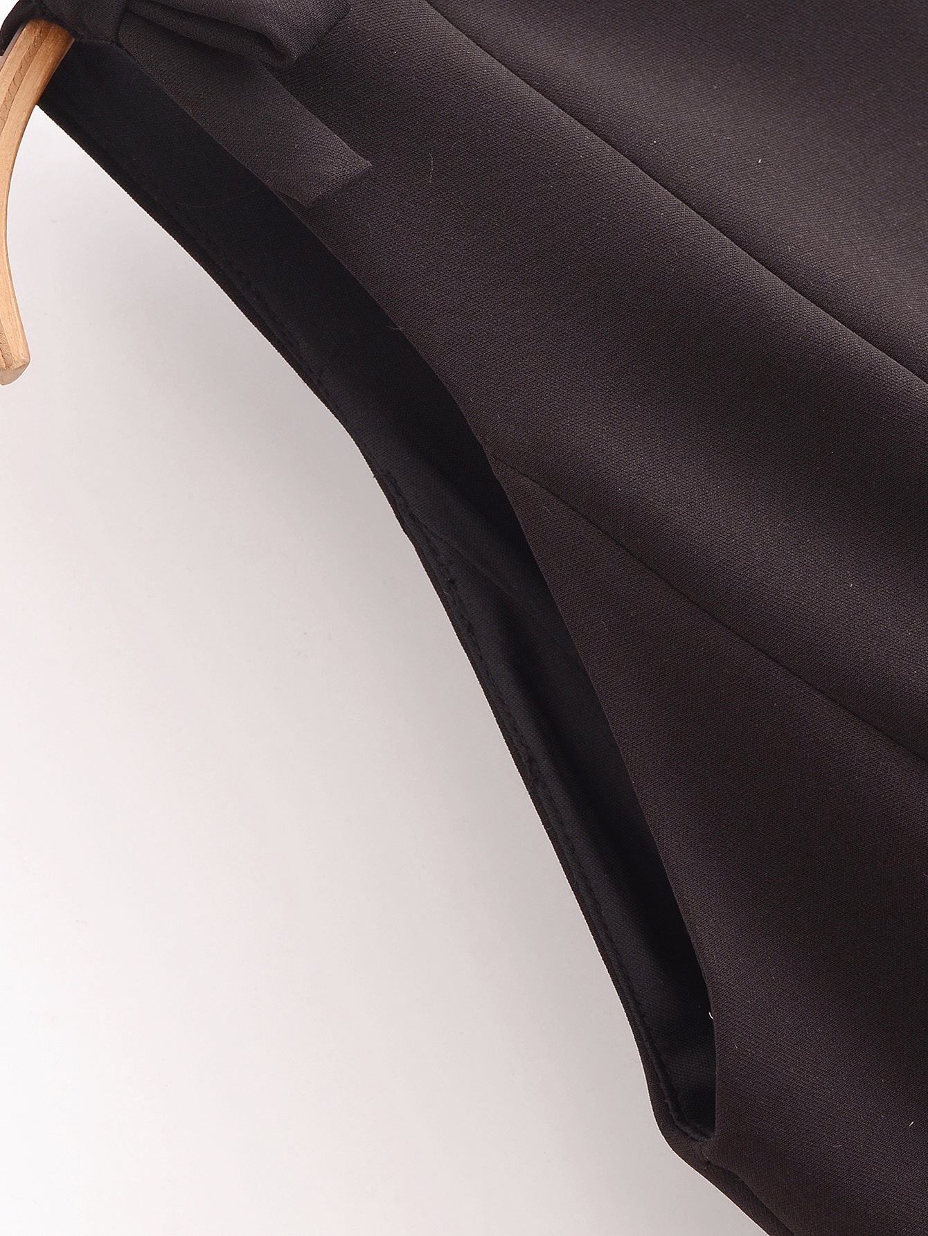 Sleeveless Solid Contemporary Flared Hem Tie Top