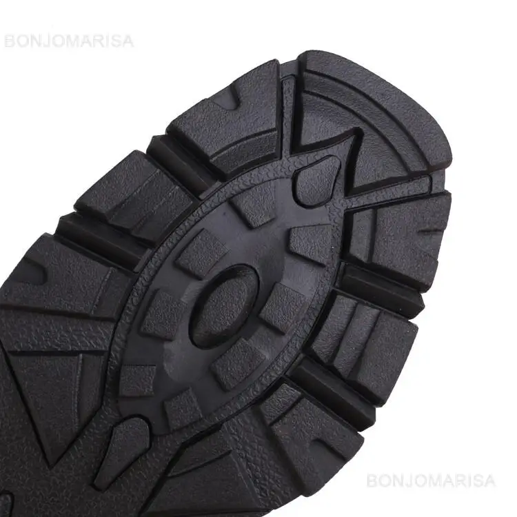 Cowboy Boots For Women Ankle Western Boots Cowgirls Rivet Star Design Fashion Block High Heeled Shoes Pointed Toe
