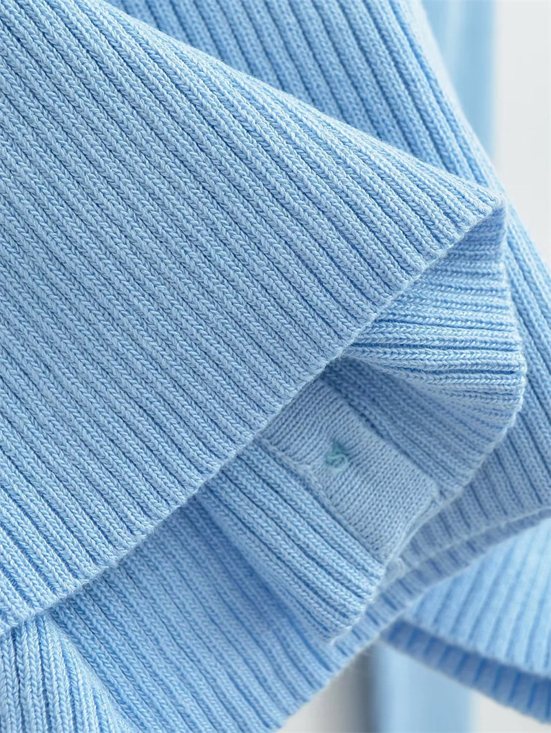 Ladies Business Slim Fit Solid Plunge Knit Sweater