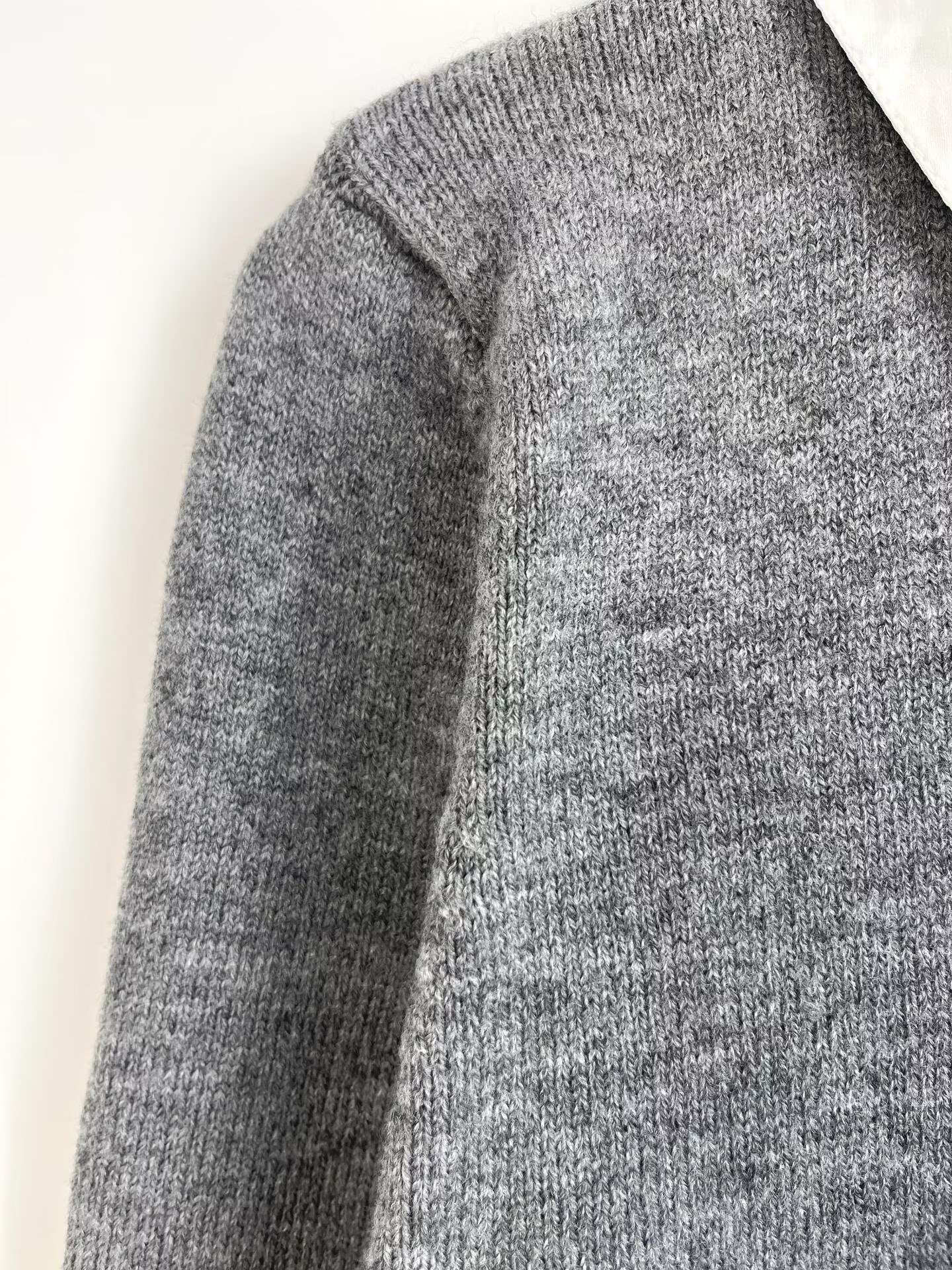 Ladies' Plain Full Sleeve Notch Collar Sweater