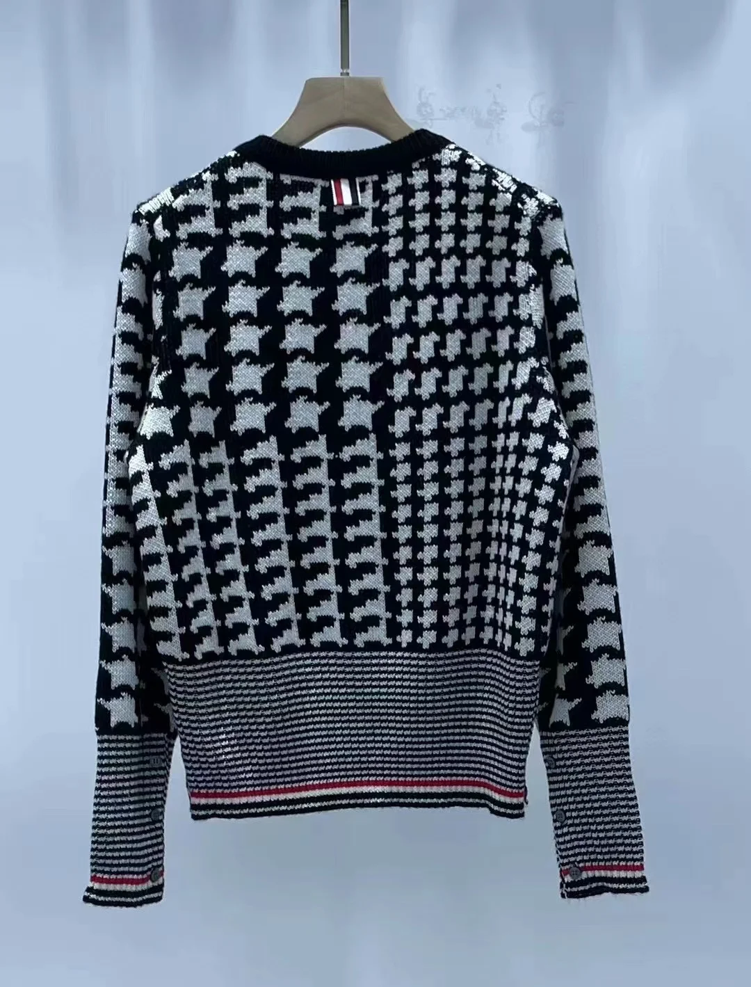 Low Neck Polyester Stripe Button Front Cardigan