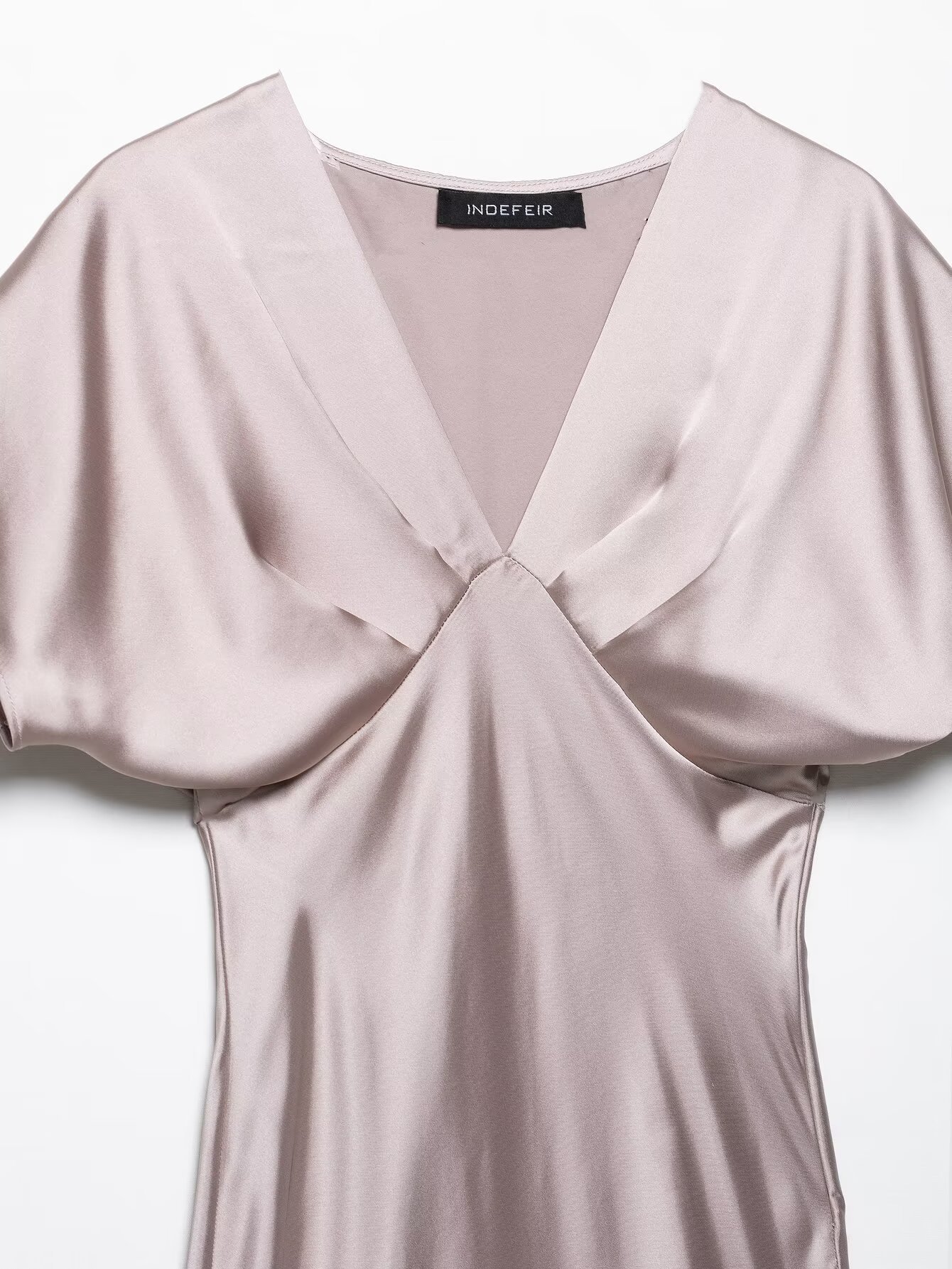 V-neck short sleeved waist cinched silk texture long dress for women
