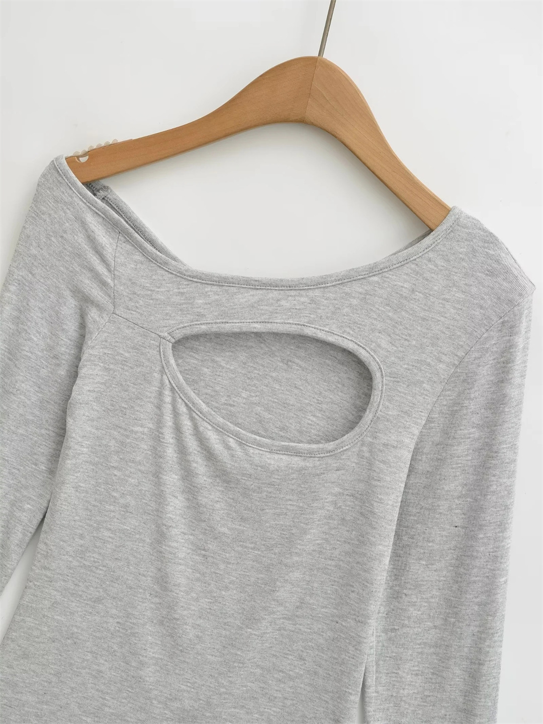 Ladies Daring Wrist-Length Bardot Keyhole T-Shirt