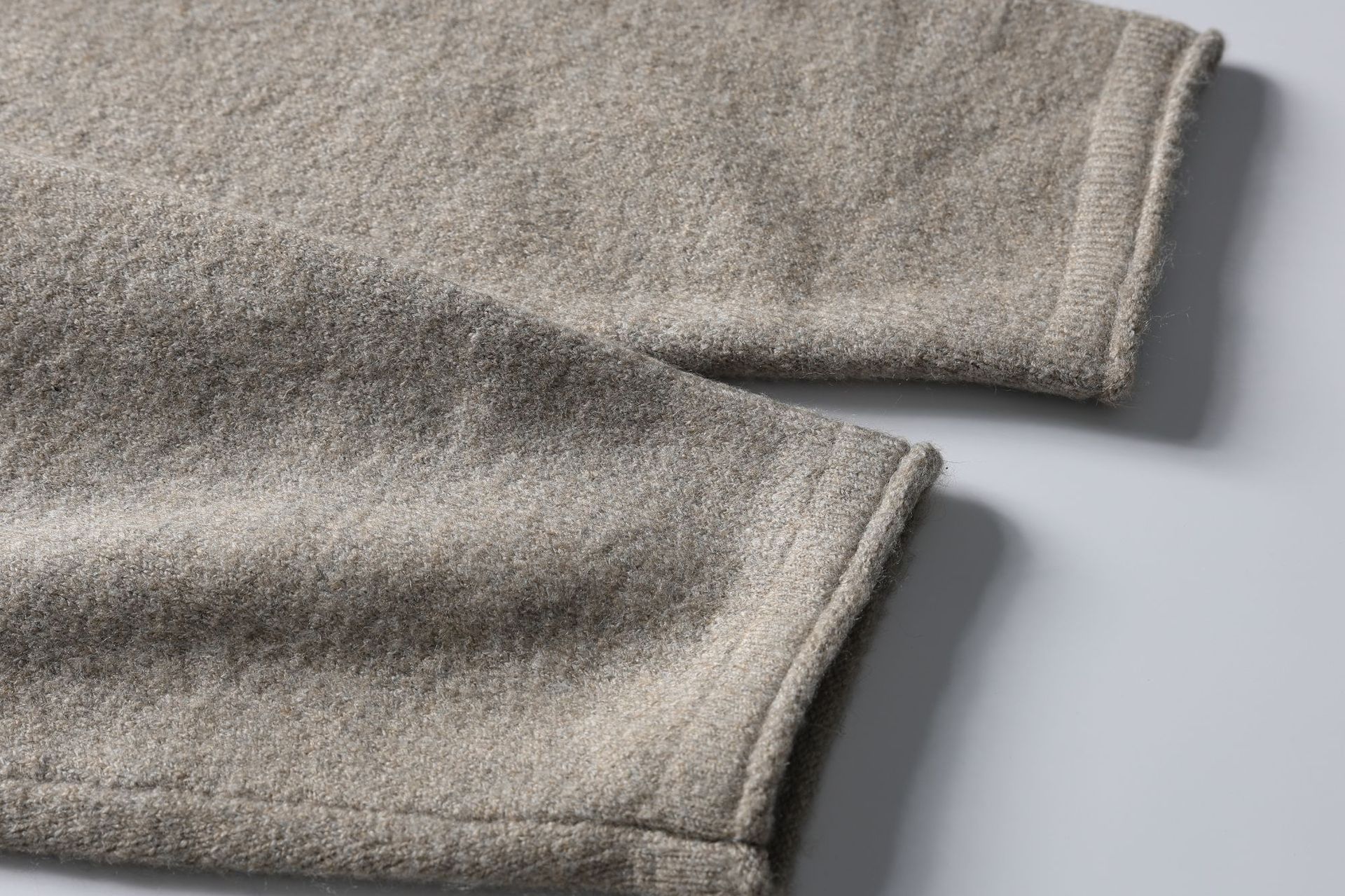 Turtleneck Polyester Blend Sweater For Men