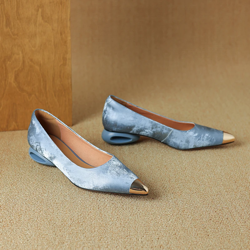 Cowhide Ladies Stiletto Shoes Single Tone Polished