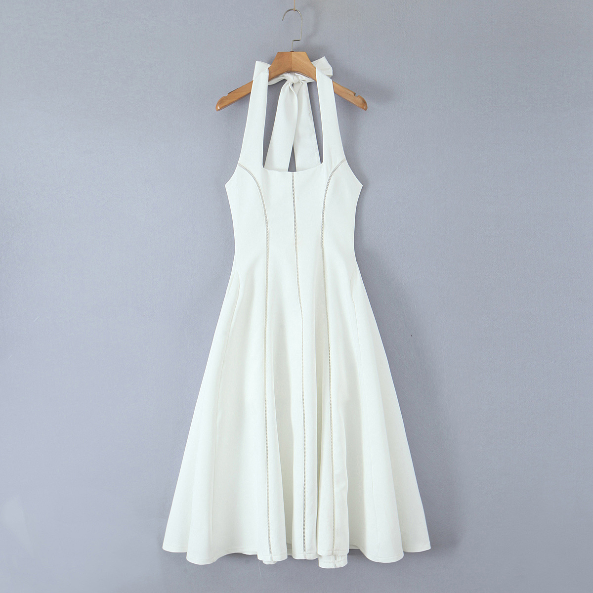 Neck strap dress
