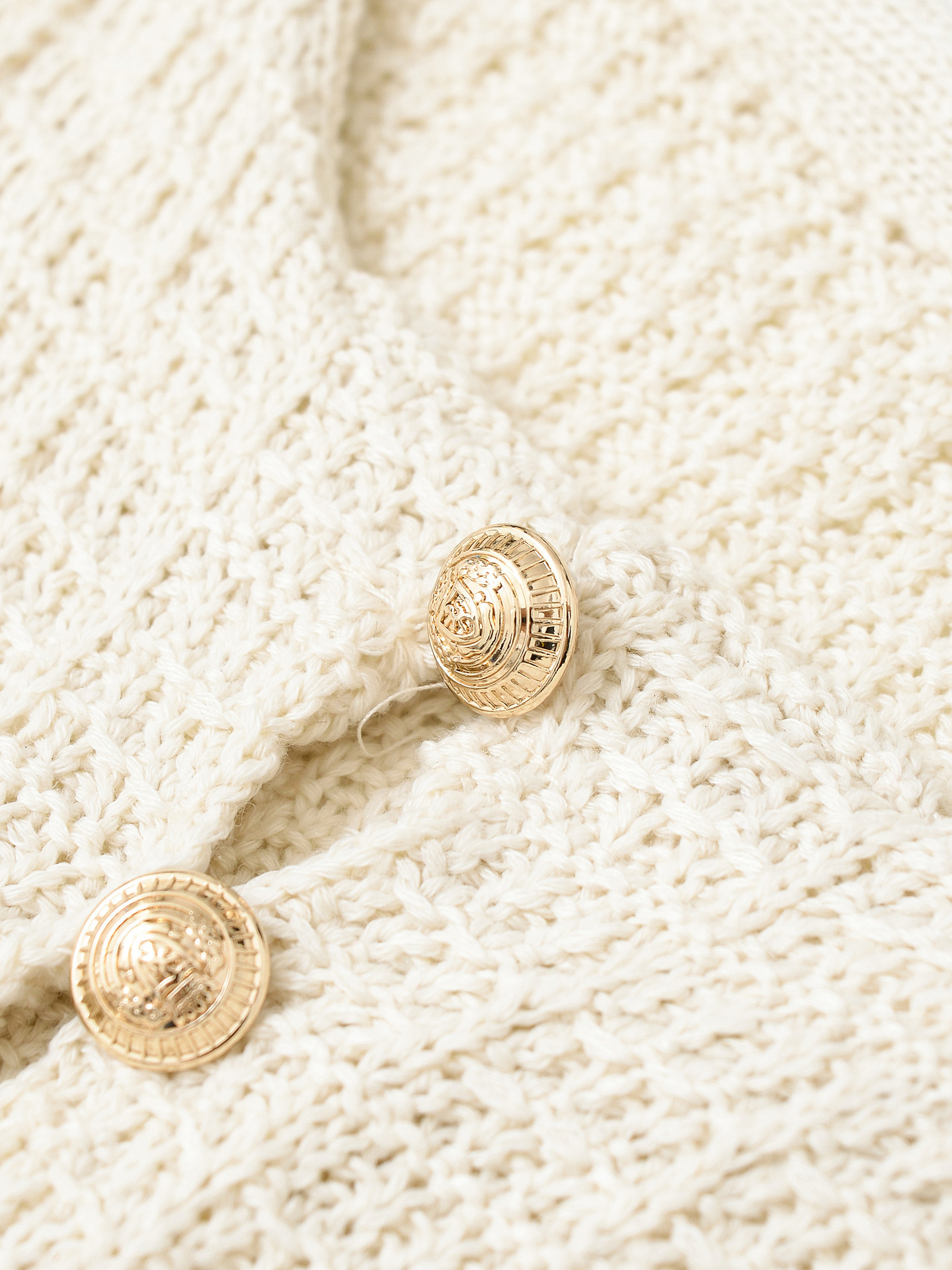 Modern Three-Quarter Knit Crew Sweater