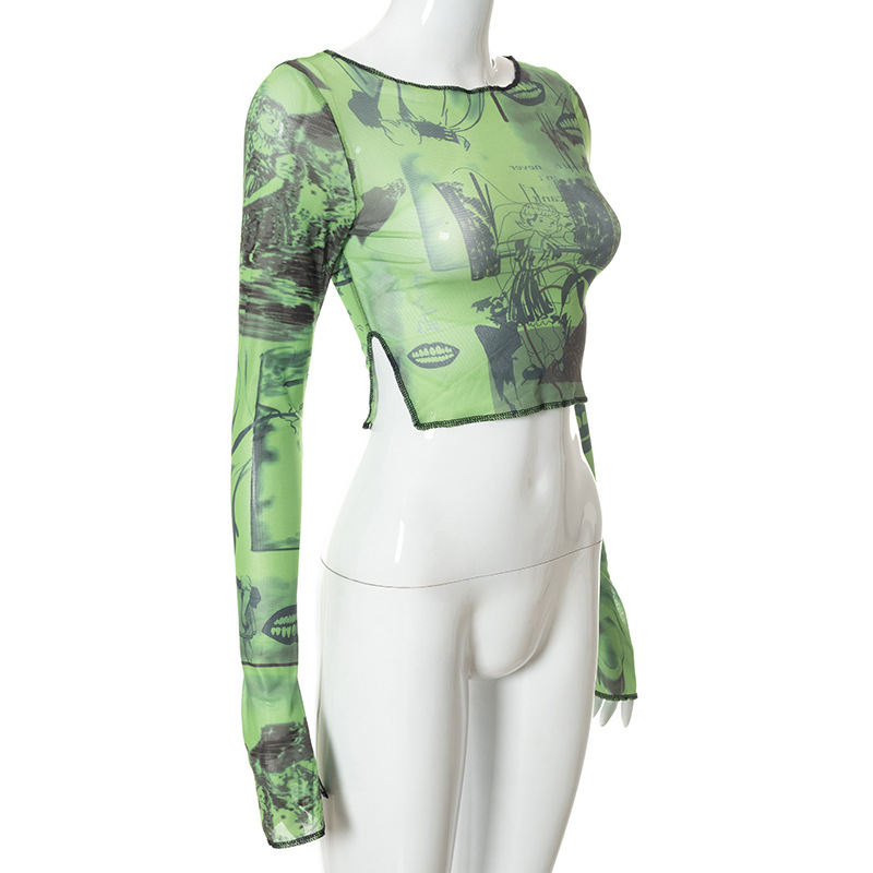 Round neck long sleeved printed top with exposed navel and side opening casual women's top