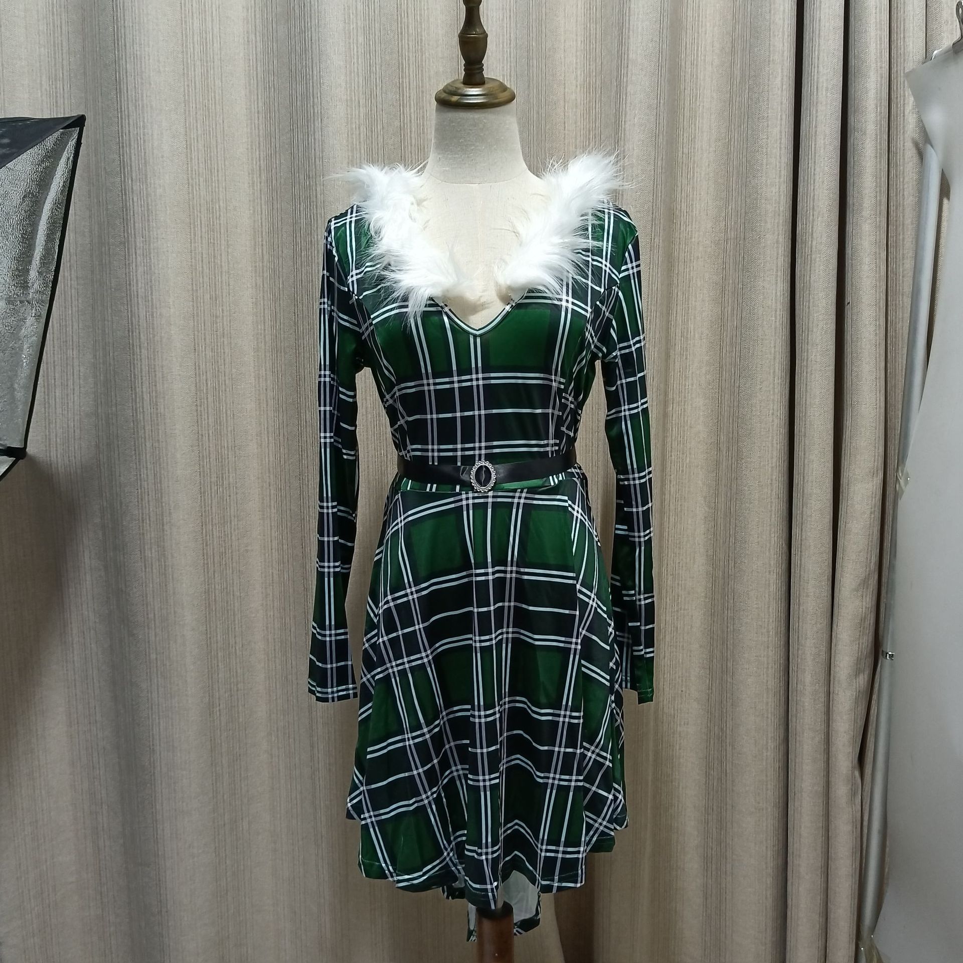 Holiday Ladies' Plaid Vintage V-Shaped Wrist-Length Sleeves Dress
